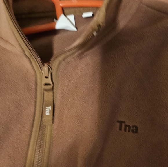 Aritzia Tna Snopolar Top - Picture 2 of 4